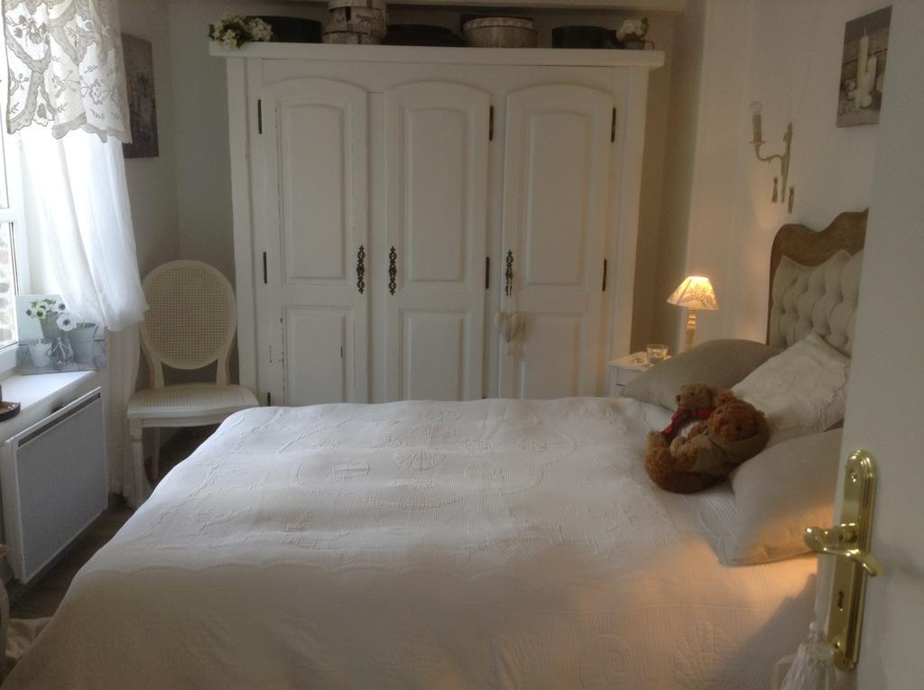 Lamaison Du Phare Honfleur Chambres D'Hotes Et Jacuzzi Prive חדר תמונה