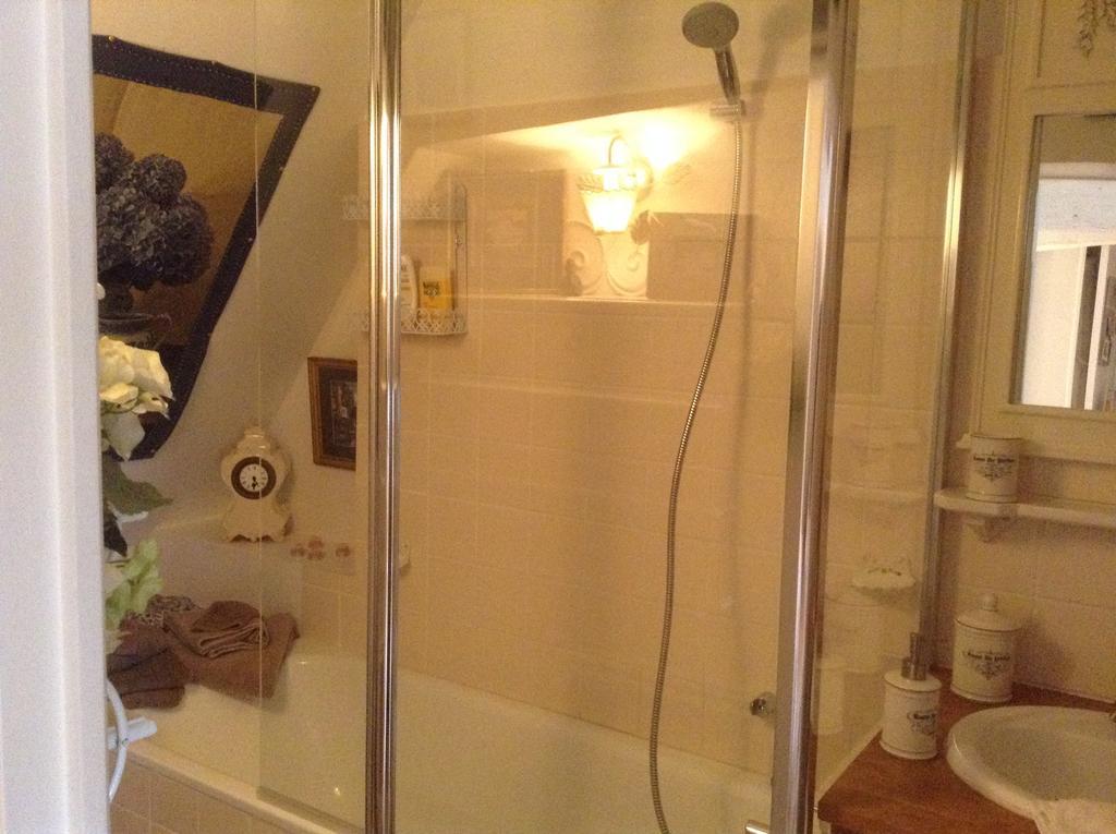 Lamaison Du Phare Honfleur Chambres D'Hotes Et Jacuzzi Prive מראה חיצוני תמונה