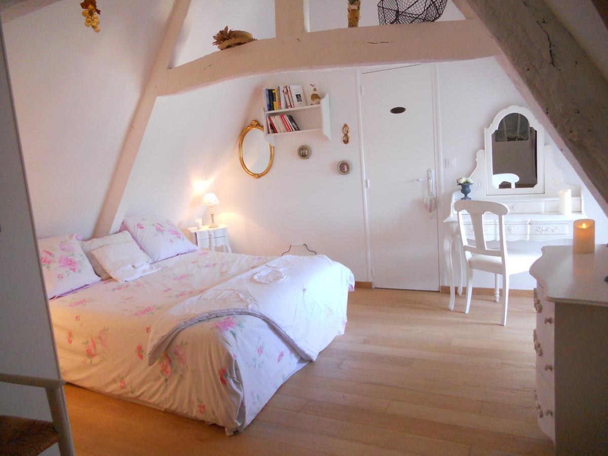 Lamaison Du Phare Honfleur Chambres D'Hotes Et Jacuzzi Prive מראה חיצוני תמונה