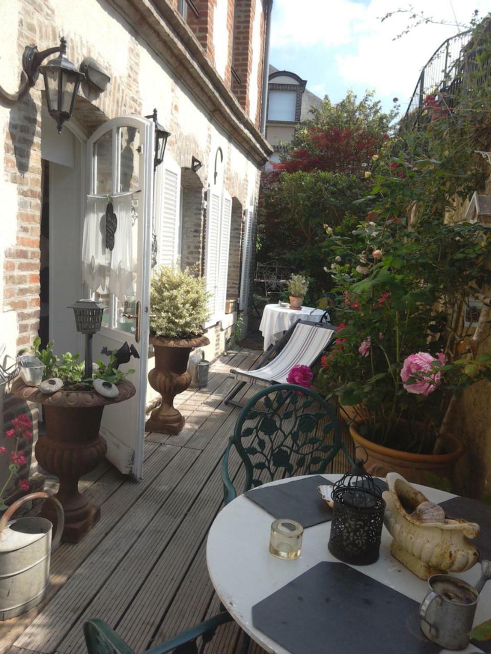 Lamaison Du Phare Honfleur Chambres D'Hotes Et Jacuzzi Prive מראה חיצוני תמונה